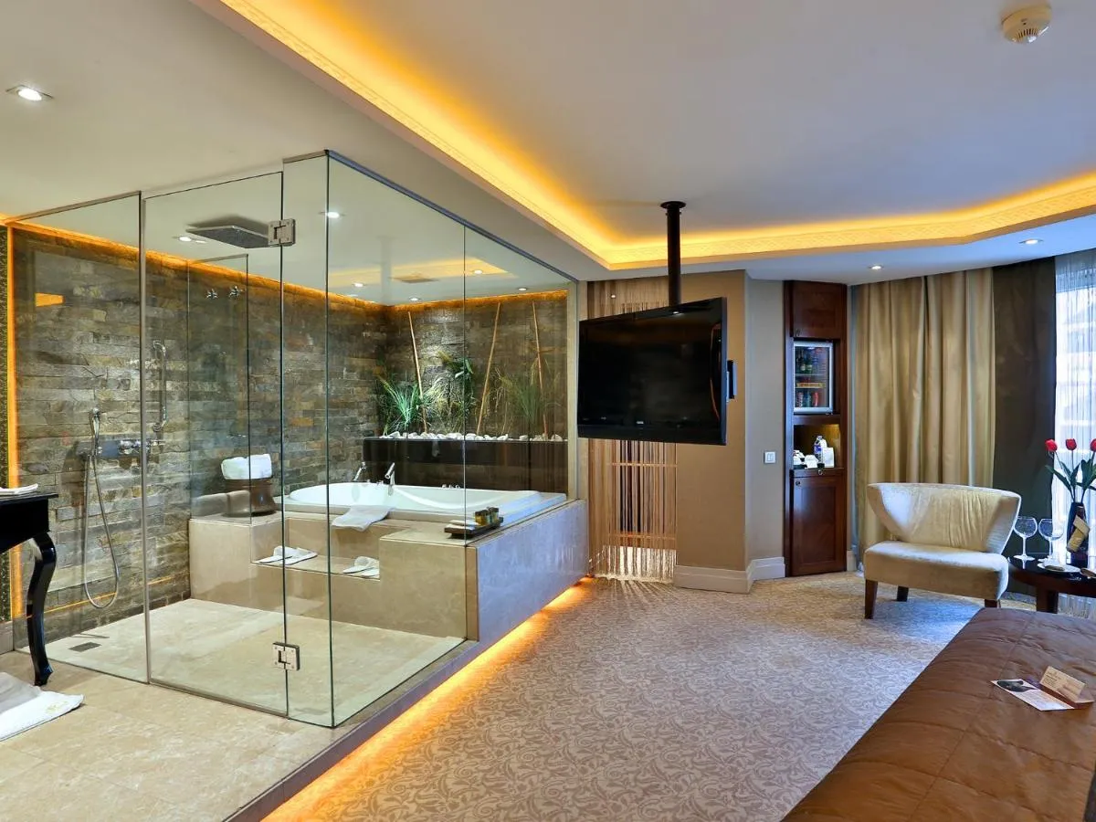 Image 4 of Hotel Zurich Istanbul Old City