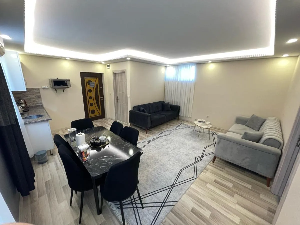 Image 3 of Kubbe House