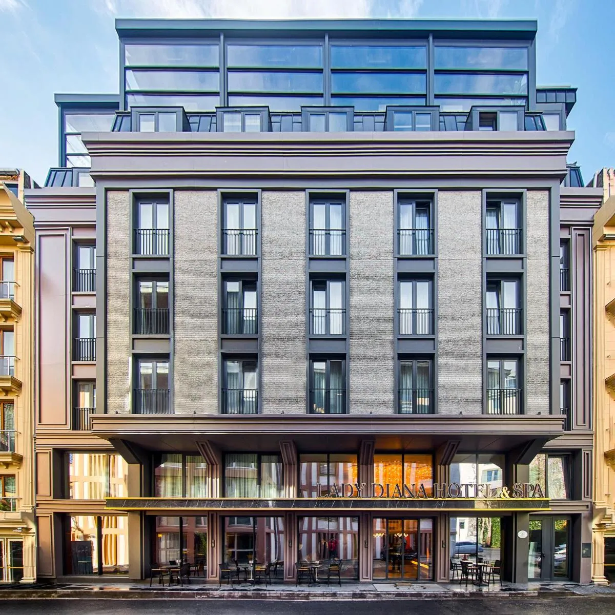 Image 3 of Lady Diana Hotel