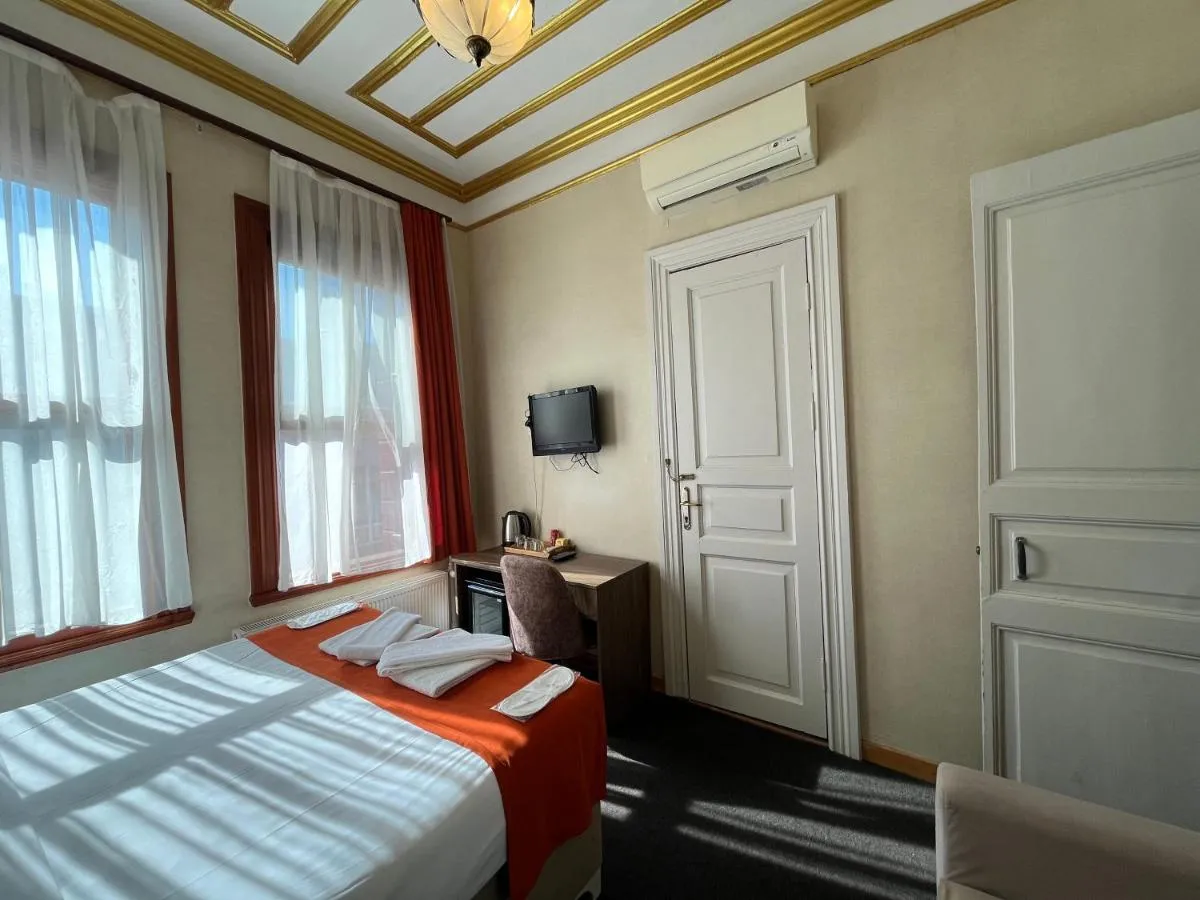 Image 2 of Le Safran Suite Hotel