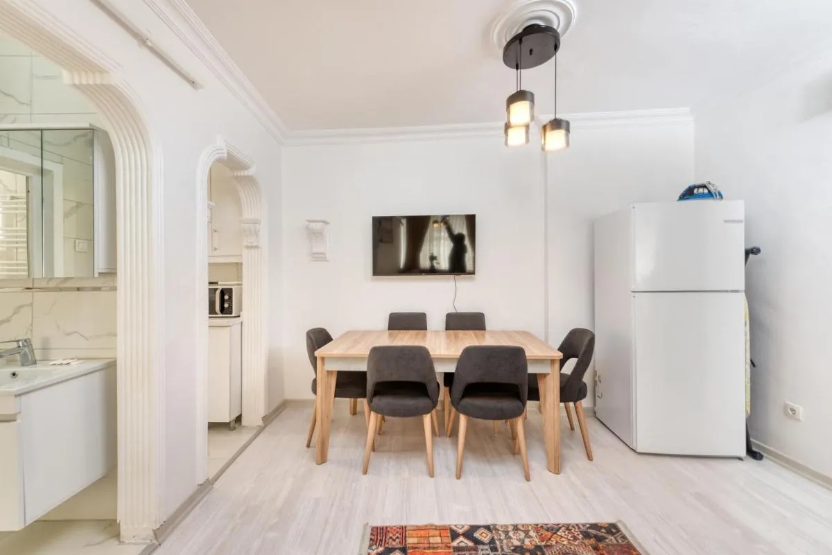Image 3 of LittleHagiaSophia HOUSE
