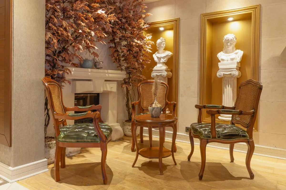 Image 6 of Lord Morgan & Exclusive Design Cihangir