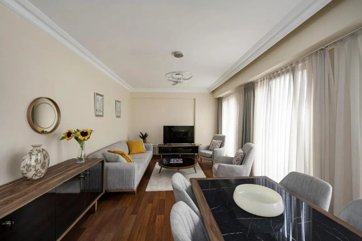 Image of Lovely Bright Central Modern 1bed1bath! #159