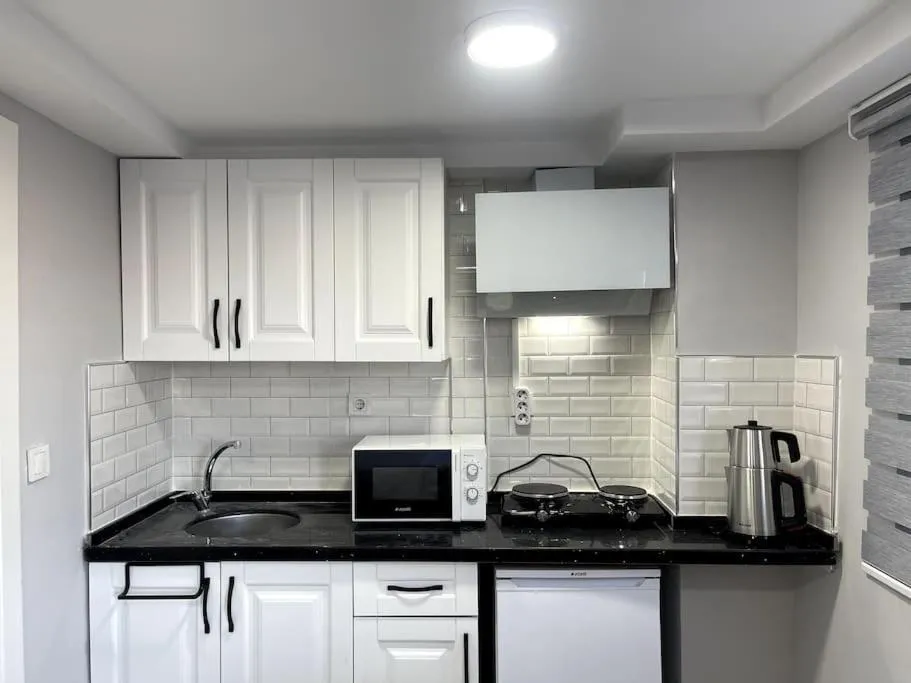 Image 1 of Luxurious and comfortable flat 7