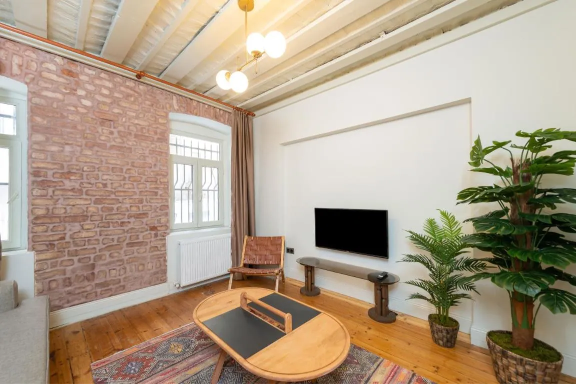 Image of Maison Chic : Newly Renovated 3Br in City Center
