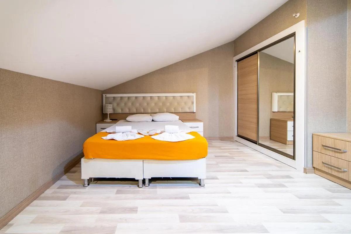Image 4 of Mardy Hotel