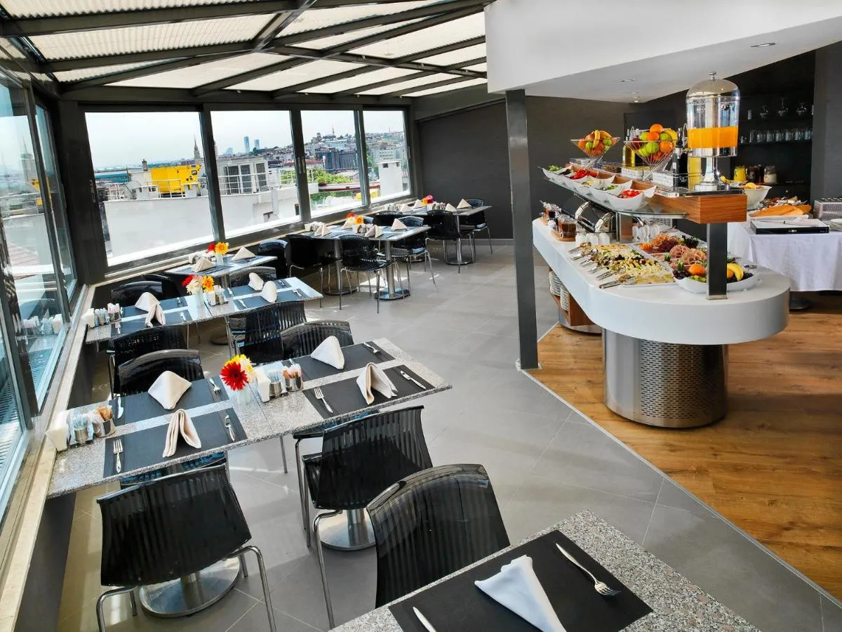 Image 2 of Misa Hotel