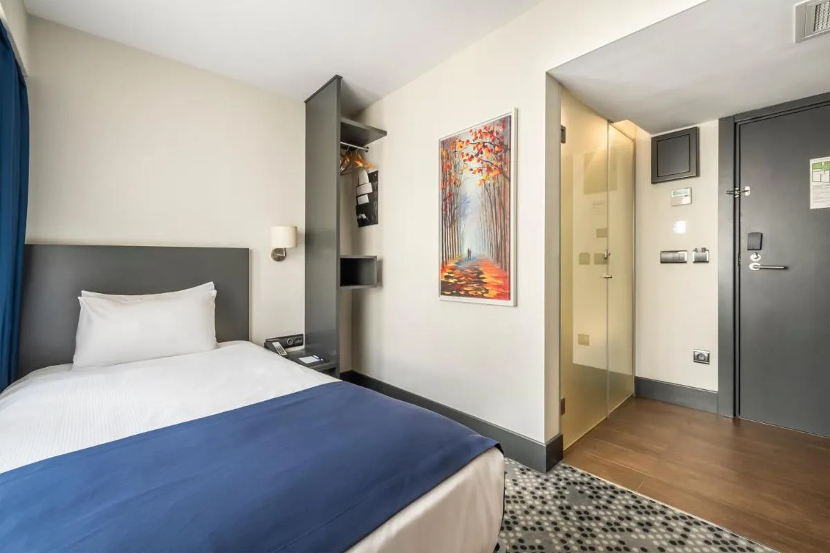 Image 6 of Misa Hotel