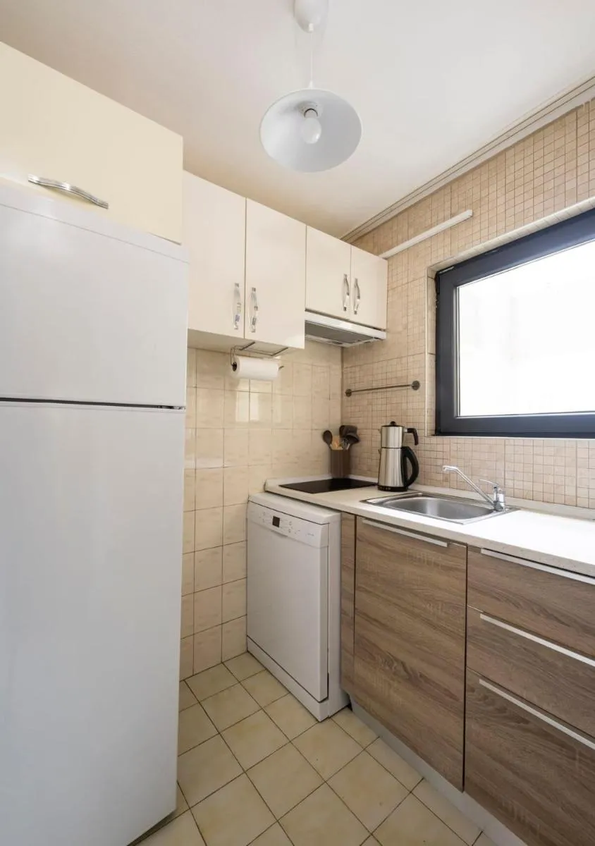 Image 6 of Modern Prime Location 2bd1bath Cozy Home! #213