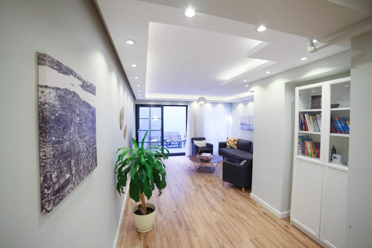 Image 6 of Modern Super Chic Duplex with a Terrace at the heart of city!