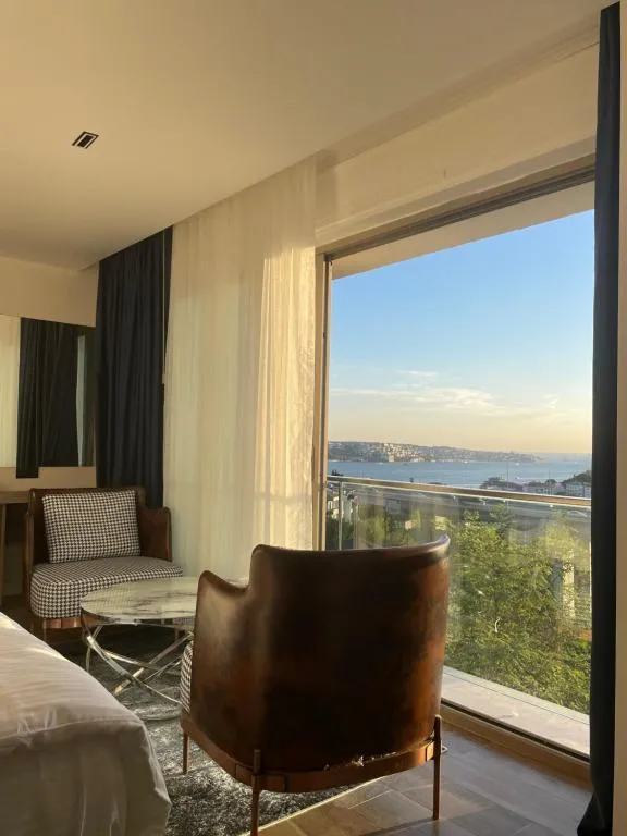 Image of Mona Bosphorus