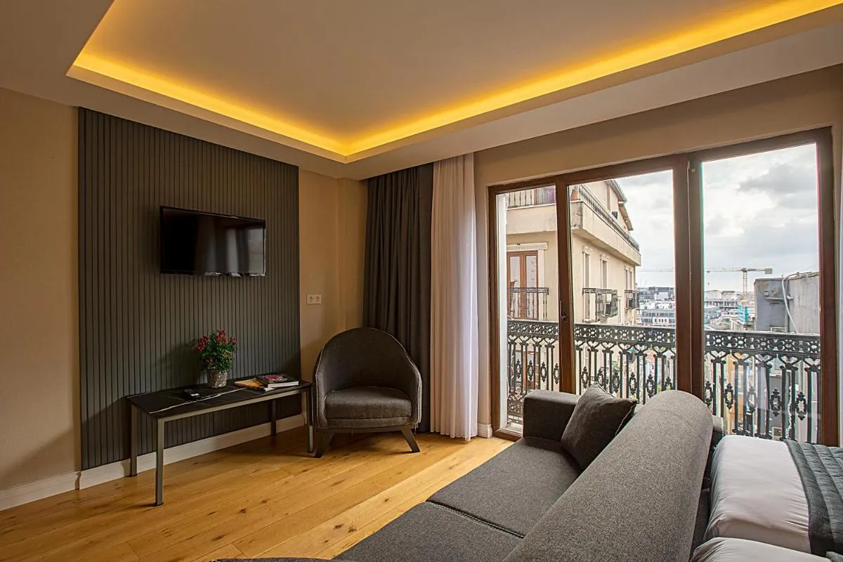 Image 4 of Moss Suites Hotel