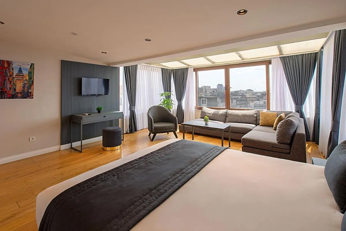 Image 3 of Moss Suites Hotel