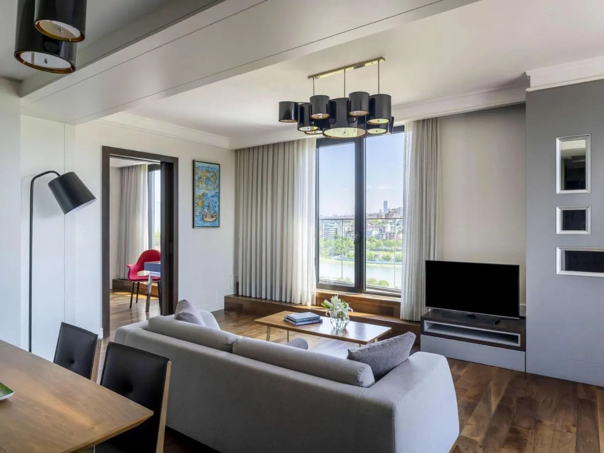 Image 4 of Mövenpick Istanbul Hotel Golden Horn