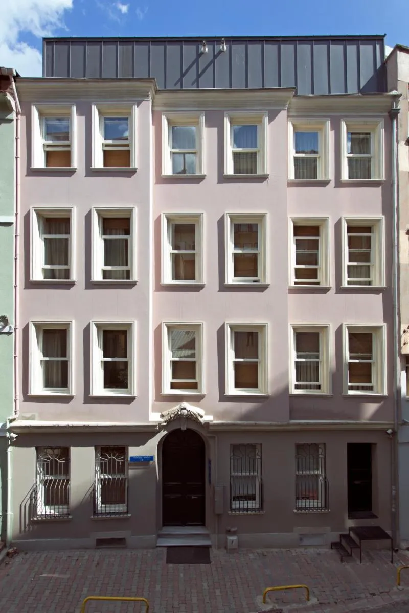 Image 3 of NOA – Tatar Beyi 18
