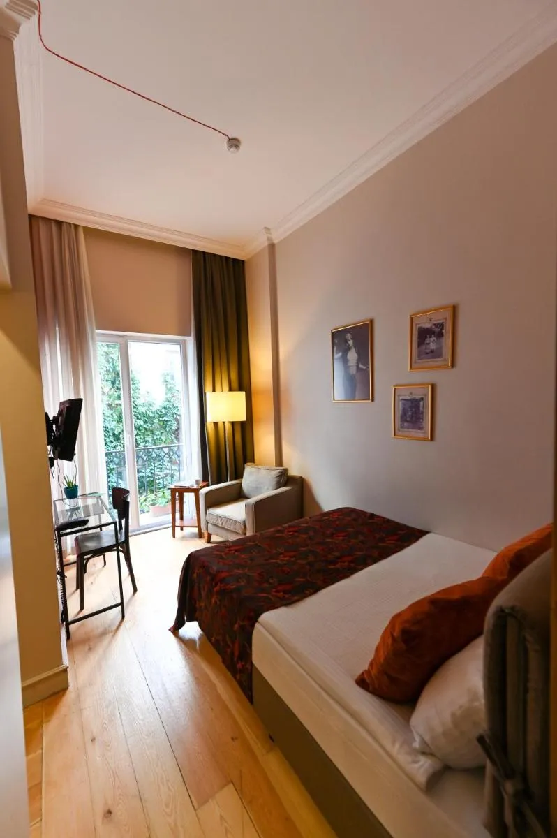 Image 3 of No11 Hotel & Apartments