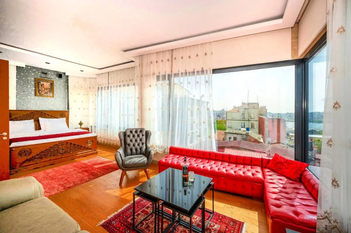 Image 5 of O’Pera Okanlı Suites