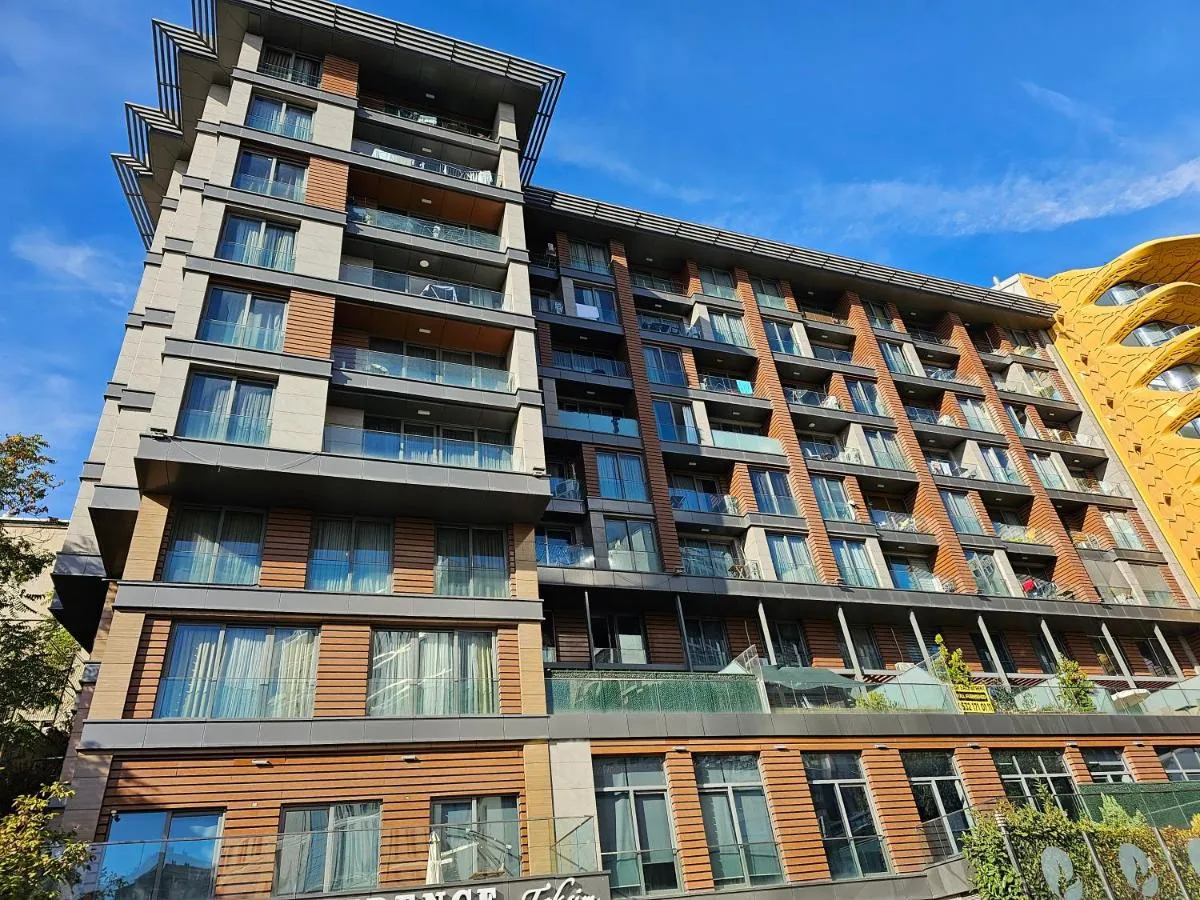 Image 6 of PERFECT RESİDENCE TAKSİM, 2 BEDROOM, POOL, Gym, Sauna