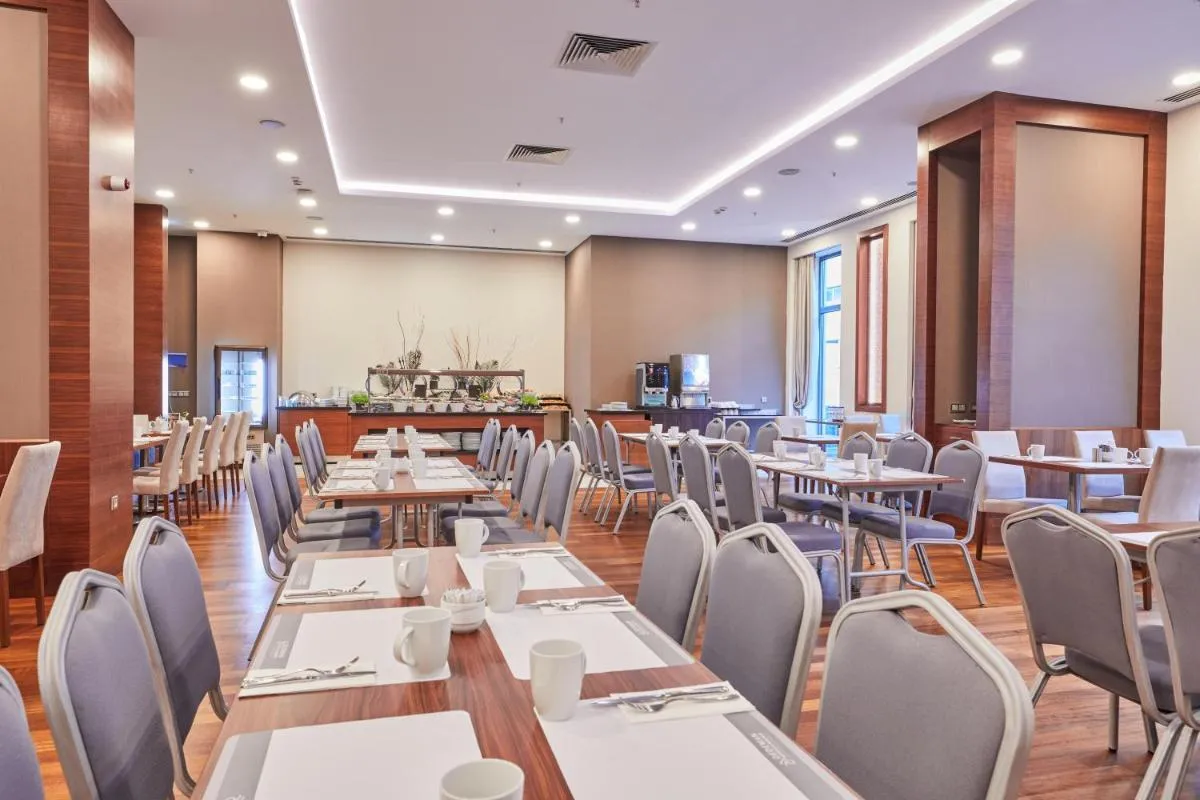 Image 2 of Park Dedeman Bostanci Hotel
