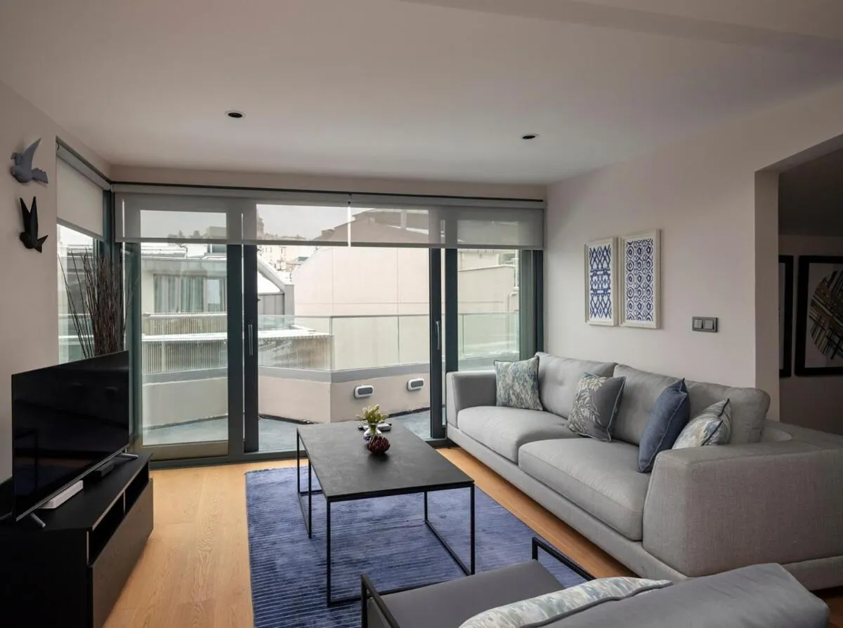 Image 4 of Penthouse Duplex 3br25bath Bosphorus Views! #70