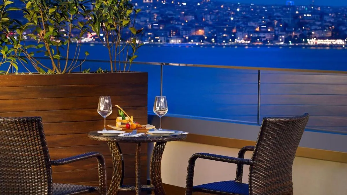 Image 5 of Port Bosphorus