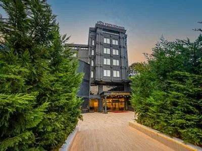 Image of Porta Romanos Hotel