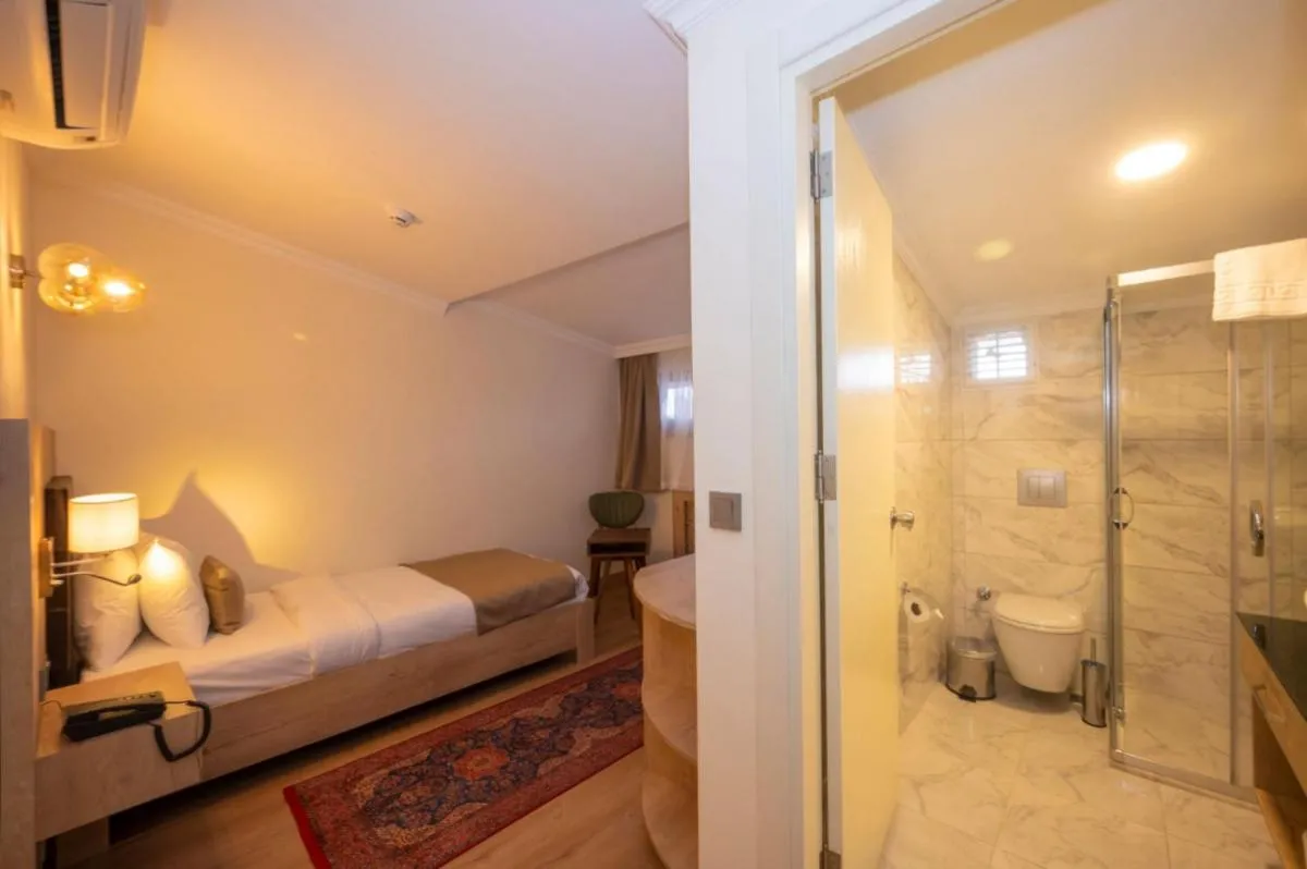 Image 5 of Porta Romanos Hotel