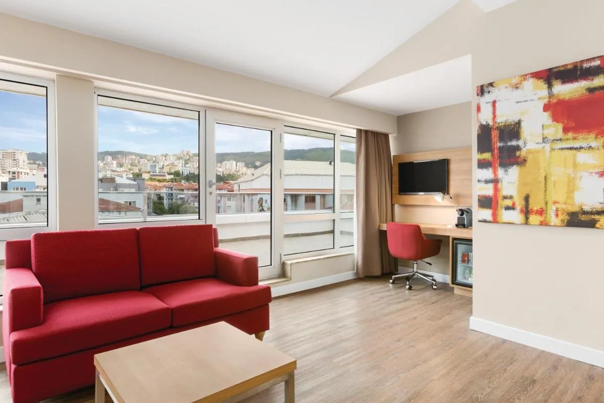 Image 2 of Ramada Encore Istanbul Kartal
