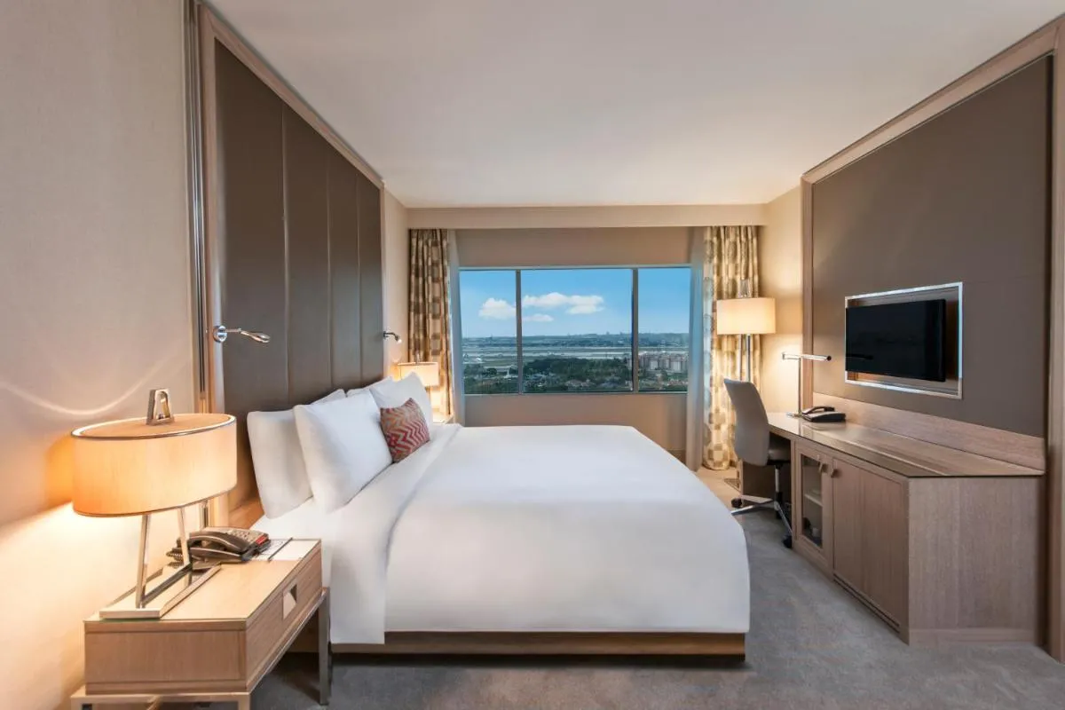 Image 3 of Renaissance Polat Istanbul Hotel