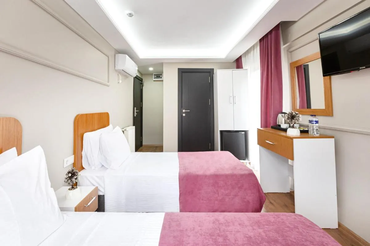 Image 6 of Ria Suites Boutique Hotel