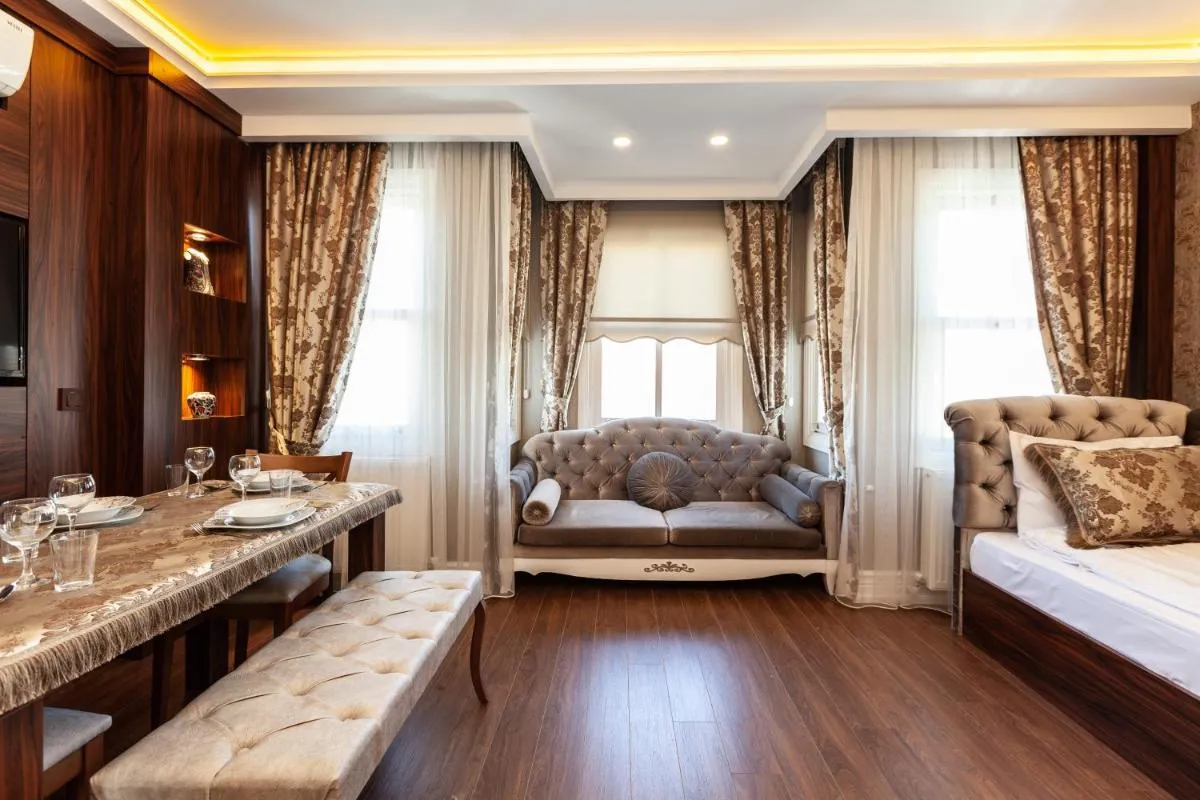 Image 5 of Rose Mansion by Otantik Suites