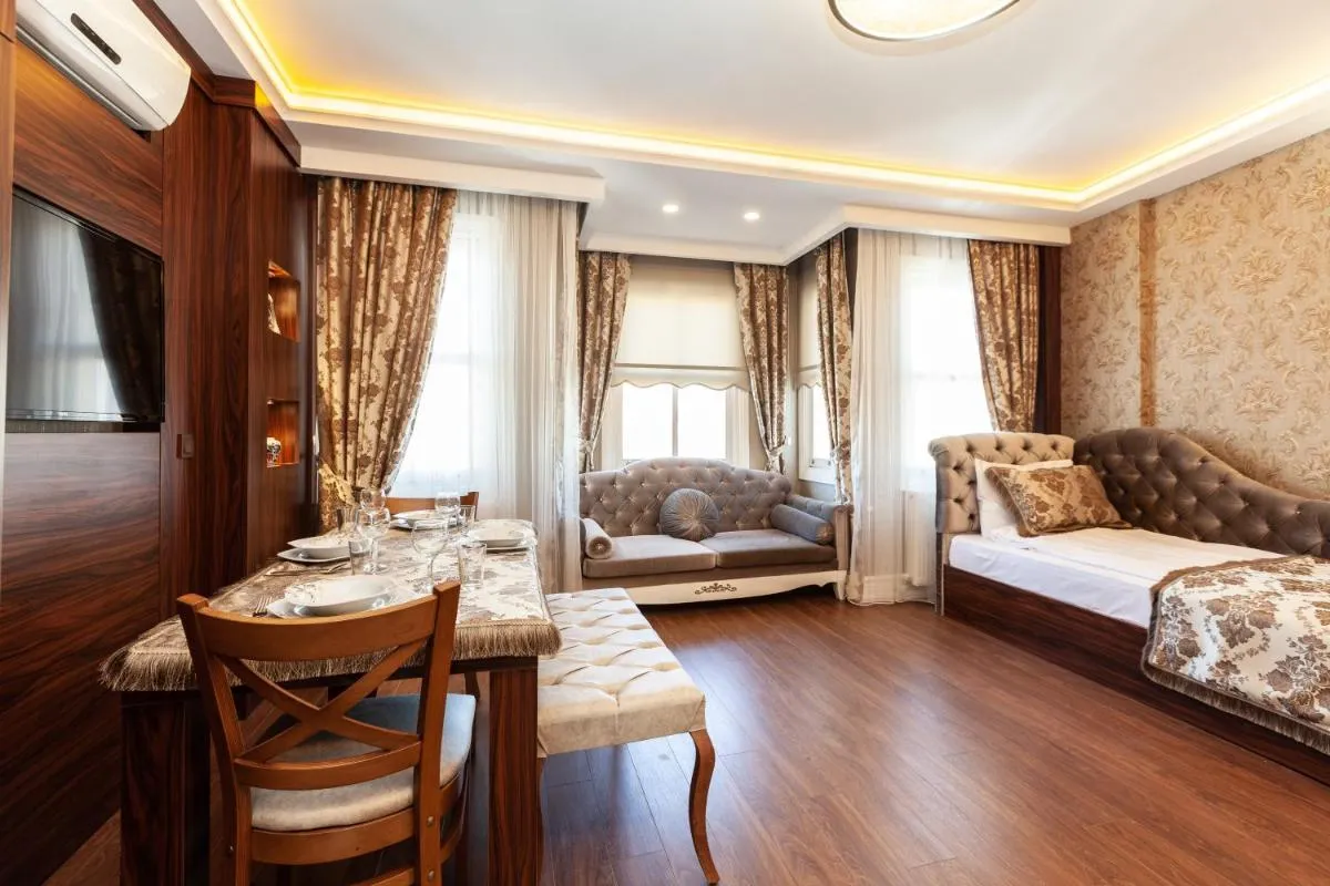 Image 3 of Rose Mansion by Otantik Suites