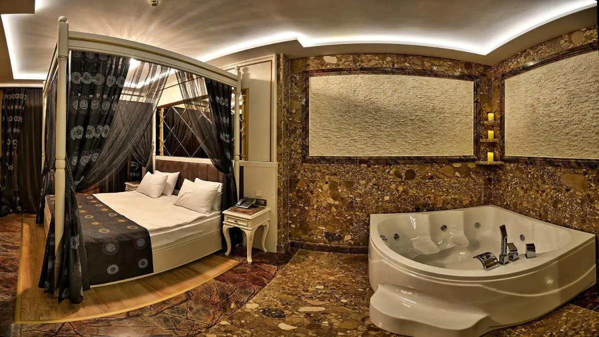 Image 2 of Samir Deluxe Hotel