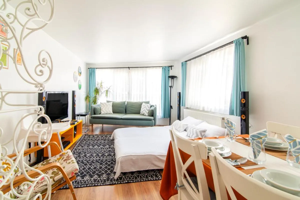 Image 4 of Secluded house , Near Bosphorus , 2 AC , Fast WiFi