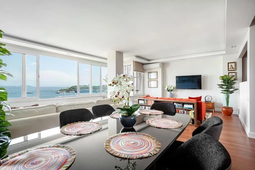 Image of Signature Luxury Apartment at Galataport / Emre 11