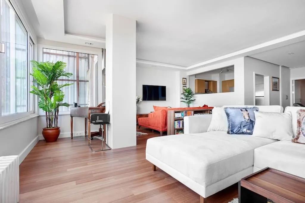 Image 4 of Signature Luxury Apartment at Galataport / Emre 11