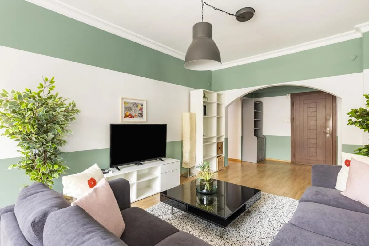 Image 4 of Sleek Flat w Balcony 8 min to Coast on Bagdat Ave