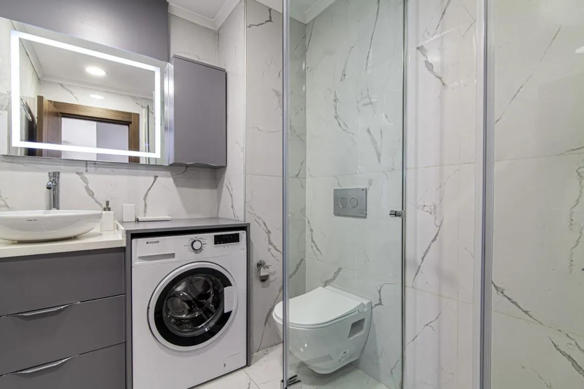 Image 2 of Sleek Residence Flat With Great Location in Sisli
