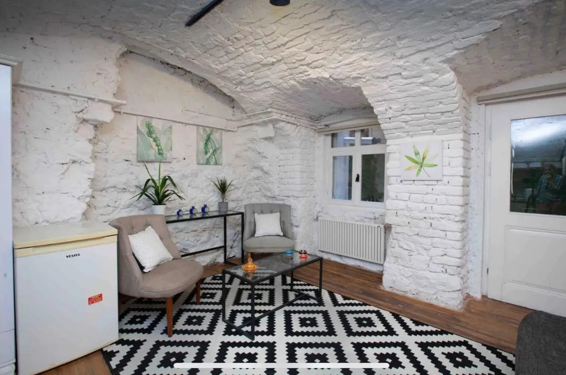 Image of Stay no11