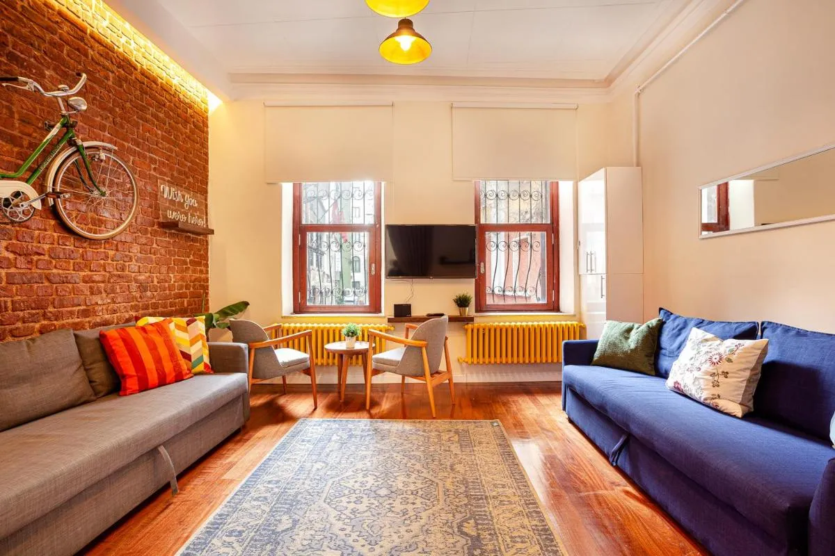 Image 4 of Stylish Flat Near Istiklal Street
