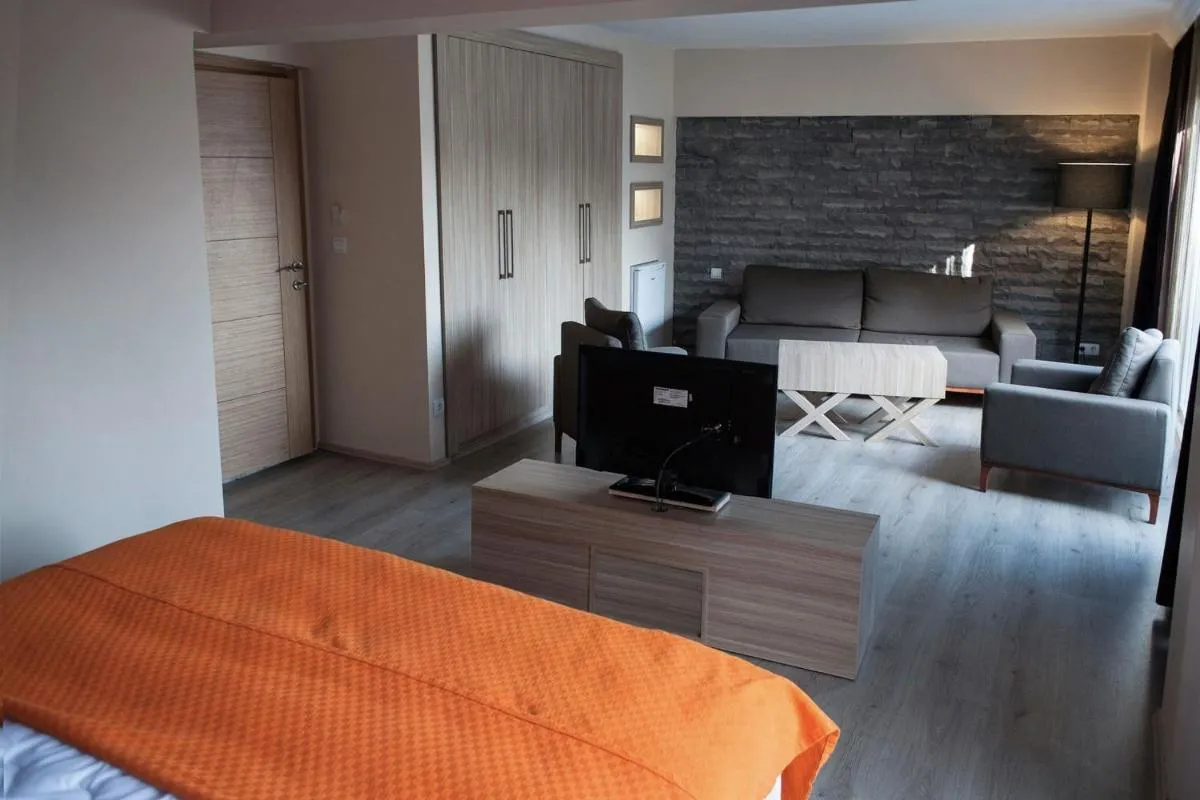 Image 1 of Sun Suites