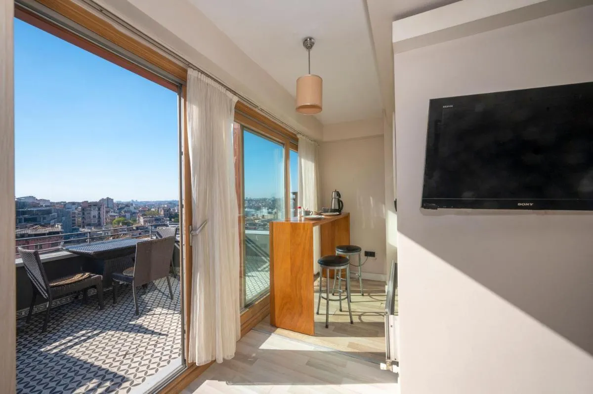 Image 4 of T-Loft Residence