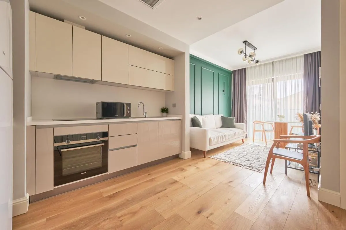 Image 1 of Taksim Lagirio Residence