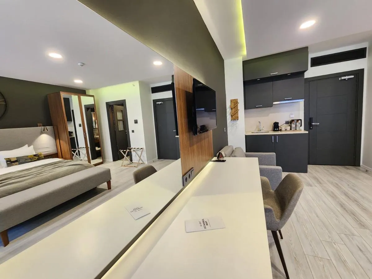 Image 4 of Taksim Landhouse