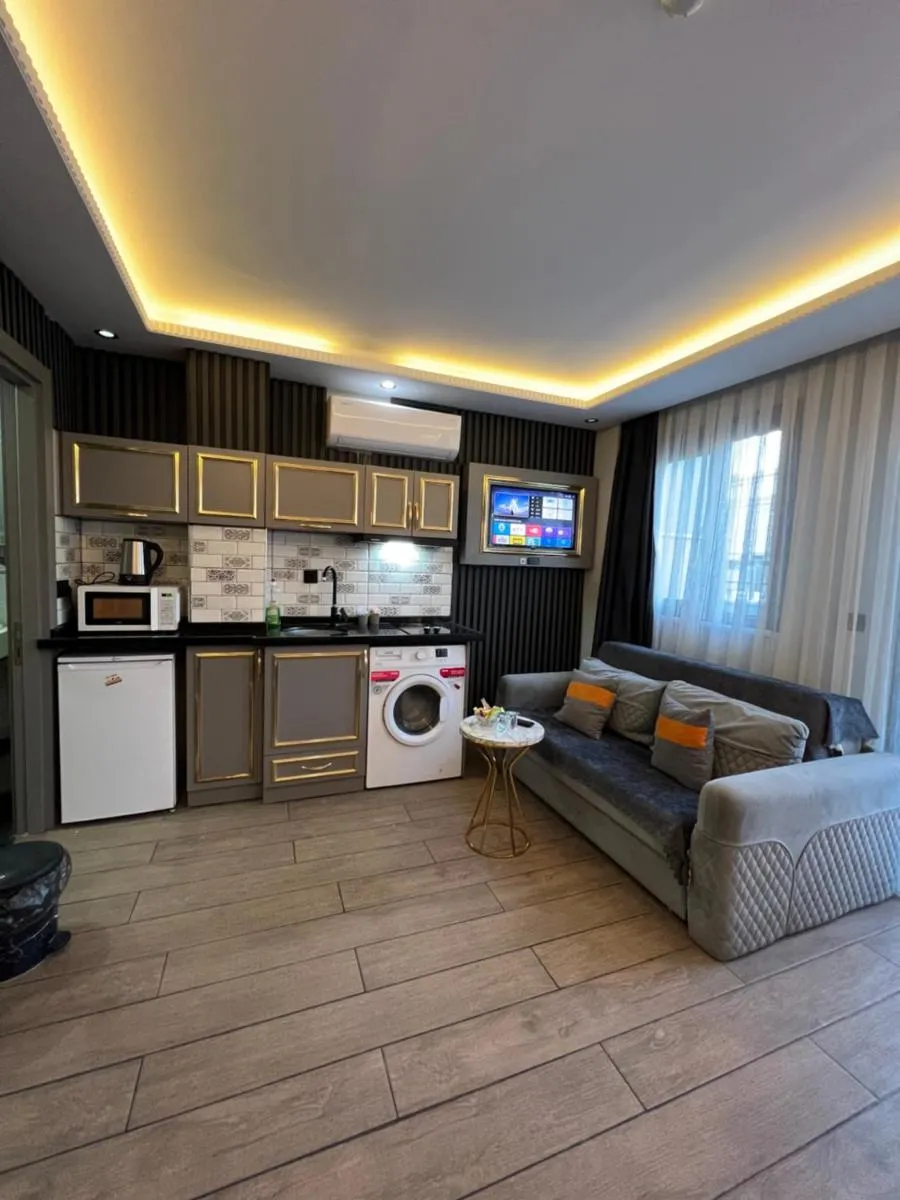 Image 1 of Taksim Larissa hotel suites