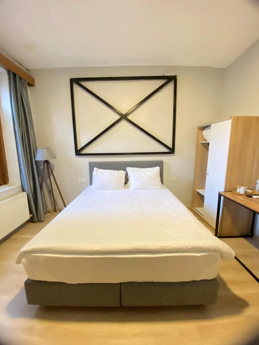 Image 6 of Tasteful Studio with terace – On the Kadıköy seaside