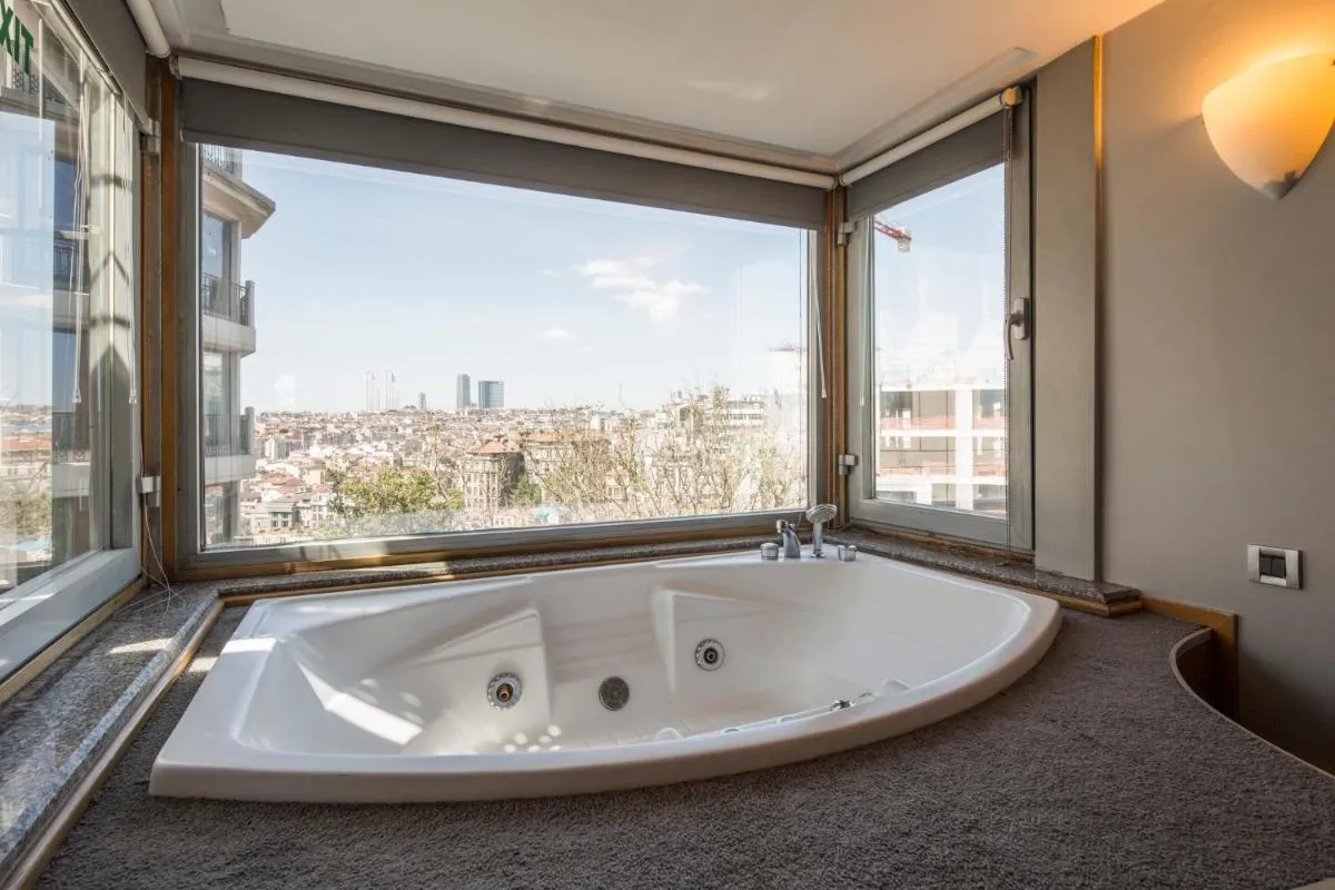 Image 2 of Taxim Suites Residences Istanbul