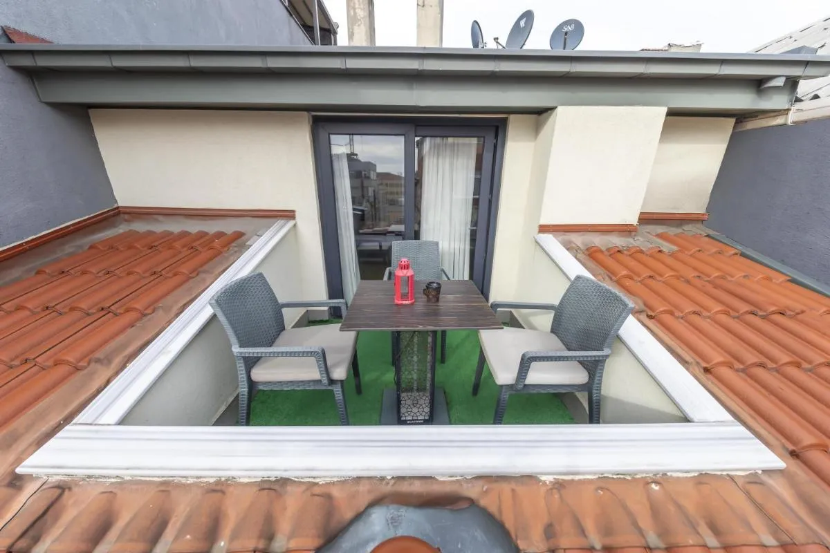Image 5 of The Business Class Suit Karakoy