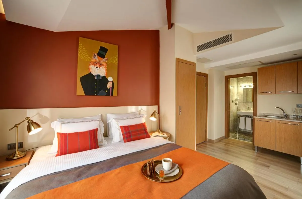 Image 3 of The Fox Hotel