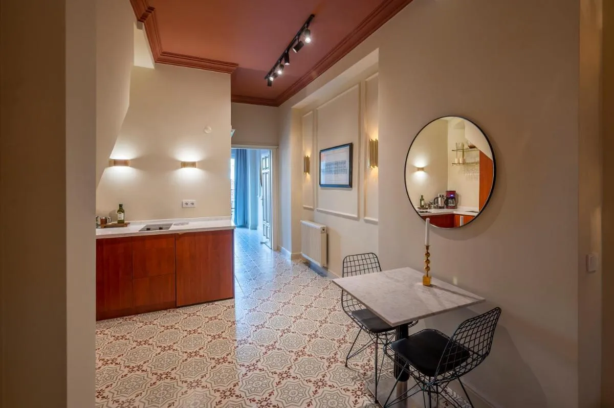 Image 5 of The Stylish Townhouse – City Center